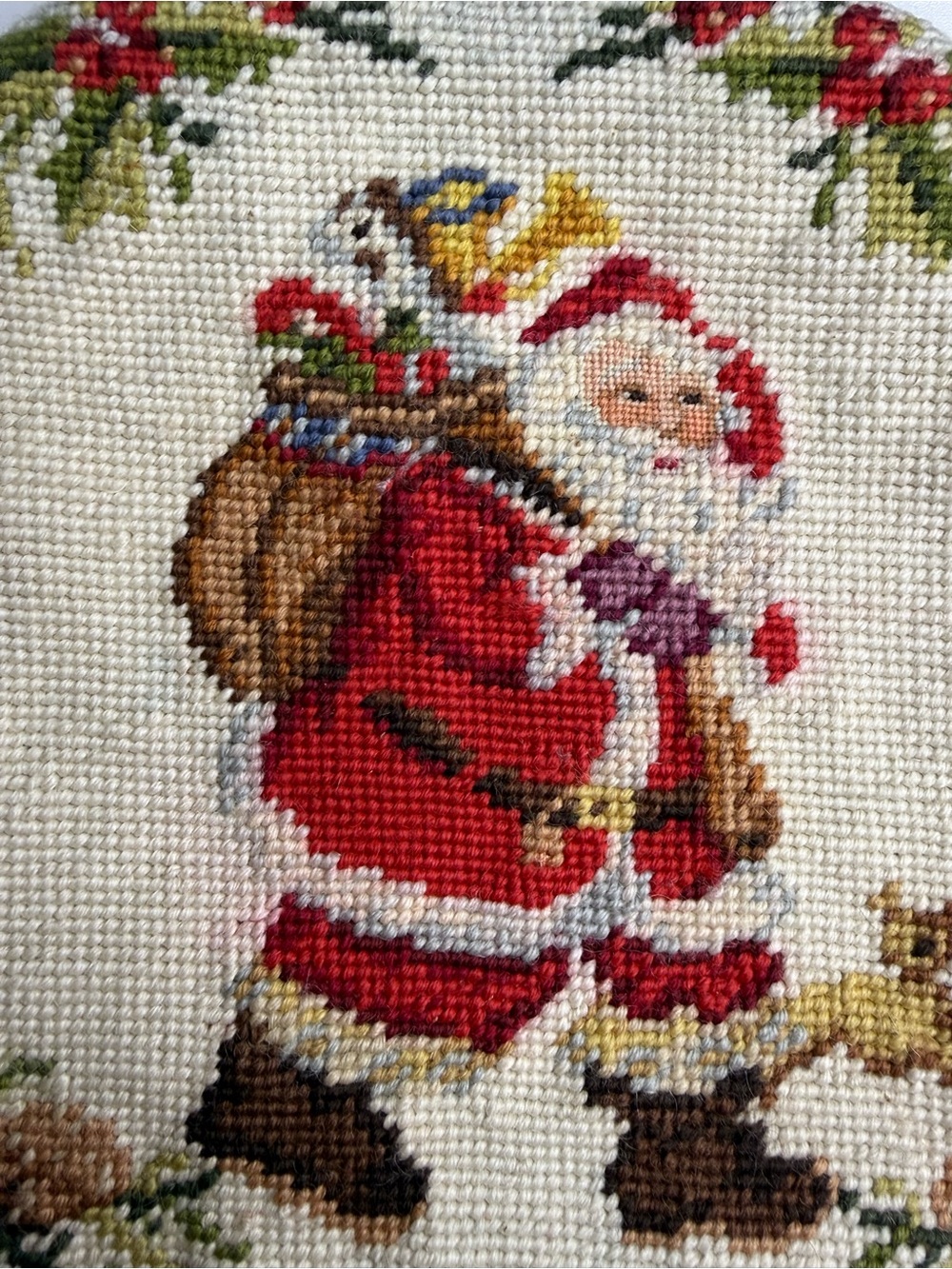 Vintage Needlepoint Christmas Tea Cozy / Toaster Cover - Picture 3 of 8